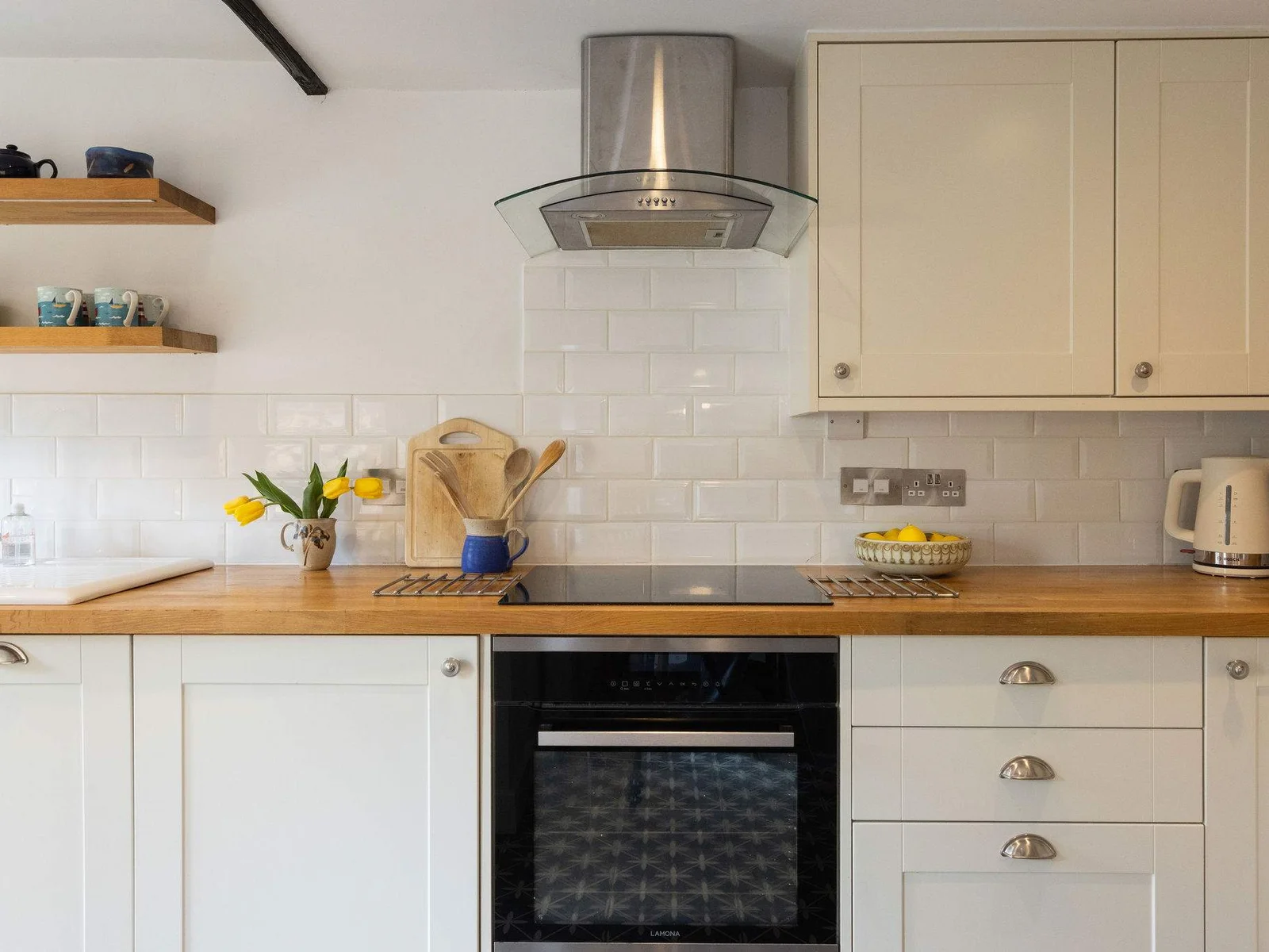 Fully equipped kitchen for easy holiday cooking