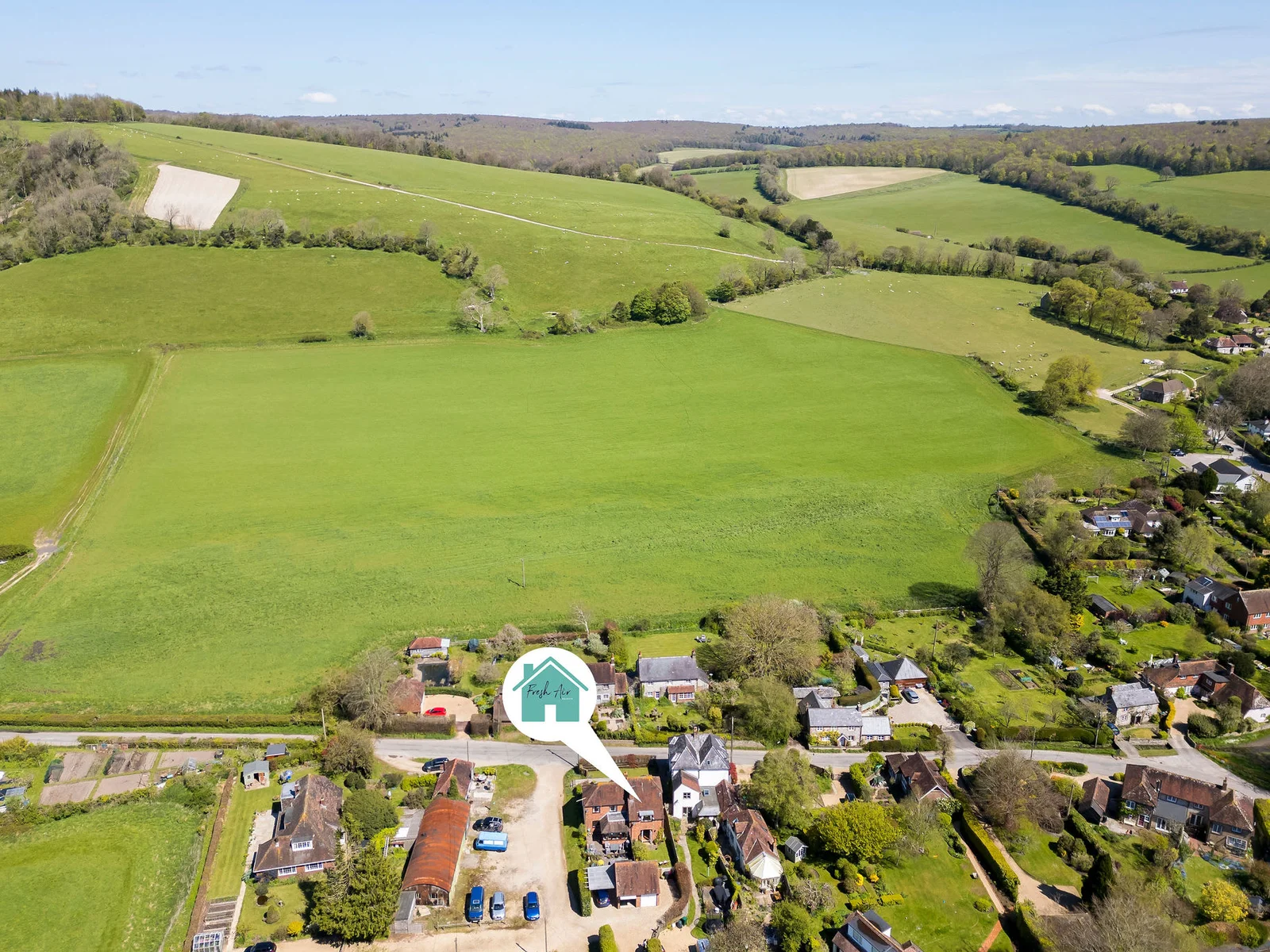 Nestled in a picturesque valley, our cottage offers breathtaking views of the surrounding countryside. A perfect escape for nature lovers and those seeking peace and quiet.