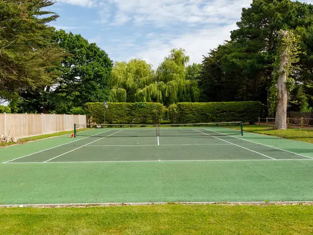 Stunning 5BR Home with Pool – 5 min to Beach