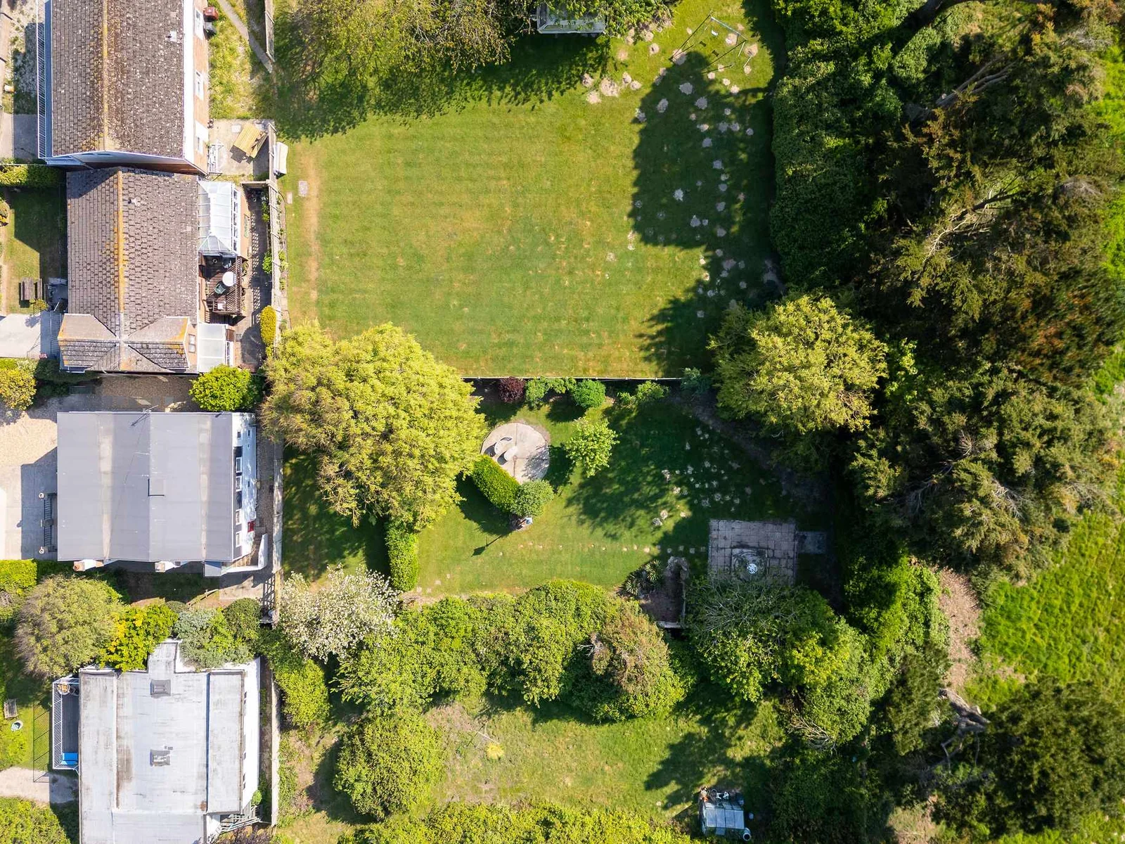 Expansive private garden, perfect for outdoor fun
