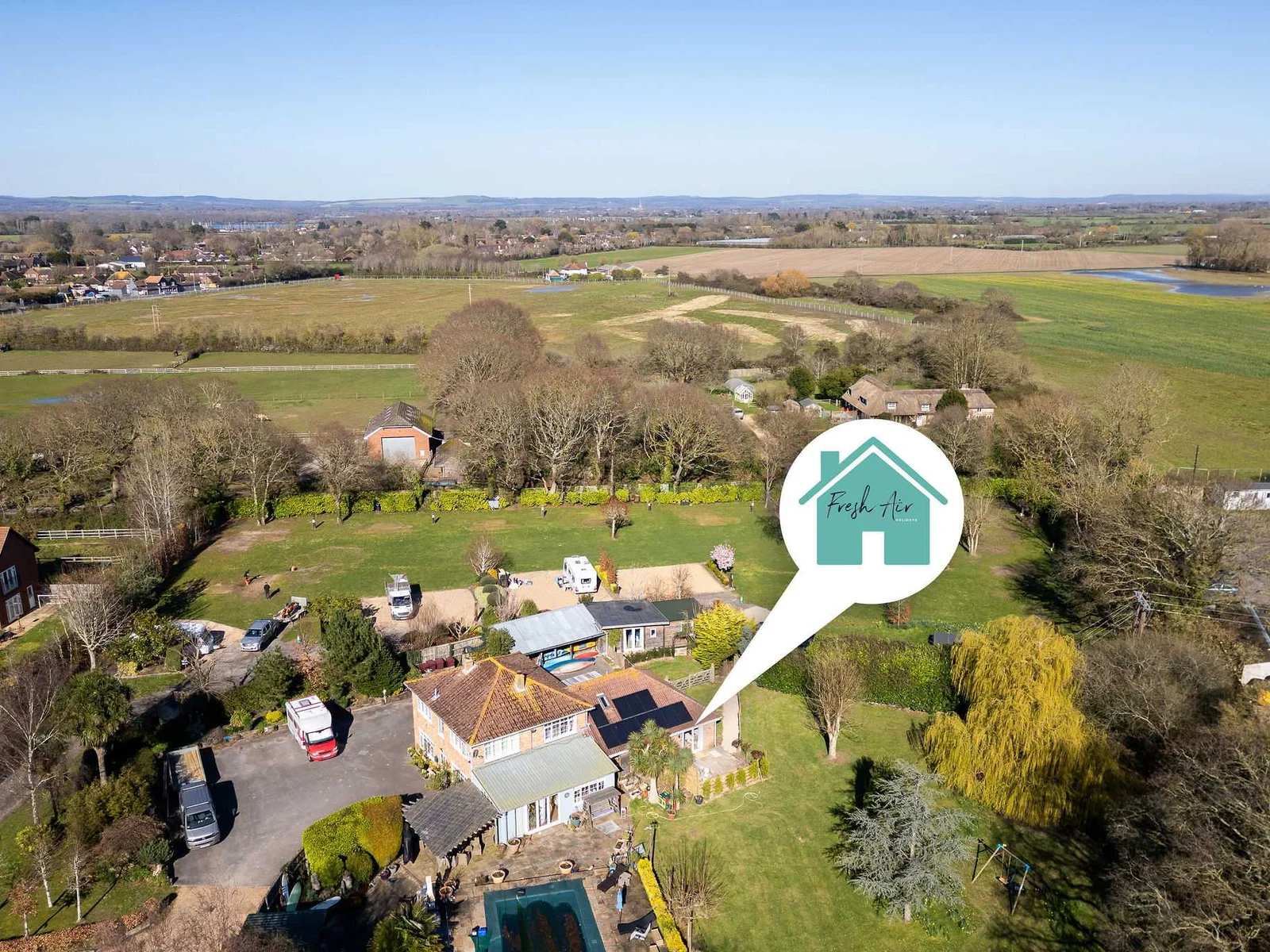 Set in a peaceful Birdham location, the annexe makes an ideal base for beaches, harbour walks and countryside escapes.