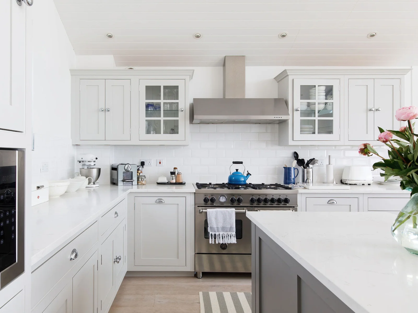 Fully equipped for you to prepare your culinary delights