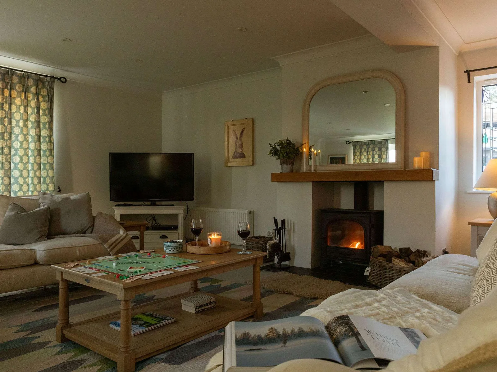 The home offers the perfect all-year round coastal escape, with log burner, comfy sofas and cosy throws. Wrap up for a brisk beach walk and retreat back for an evening by the fire.