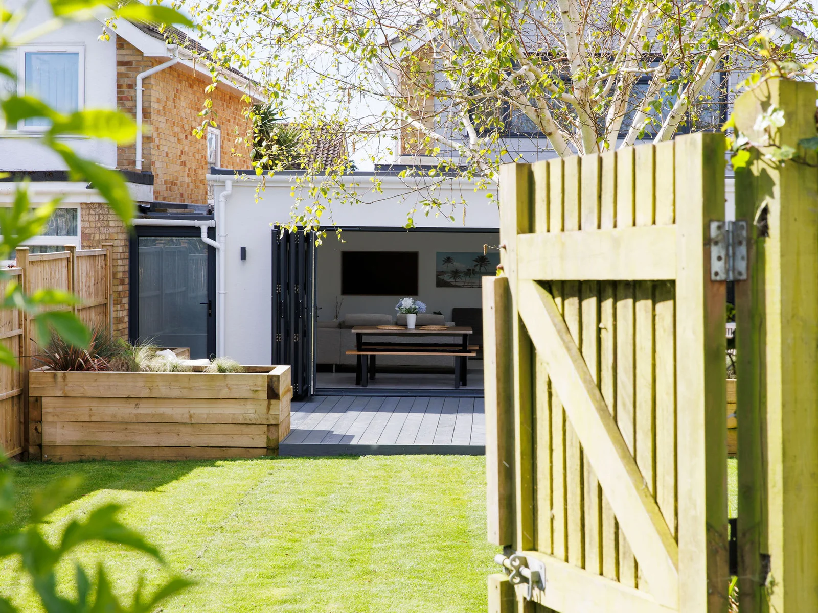There is a gate at the rear of the garden that leads straight out onto the canal path.