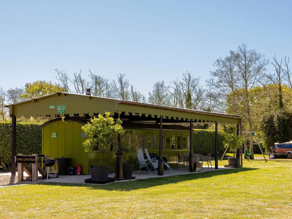 Unique & Comfy Remodelled Railway Carriage