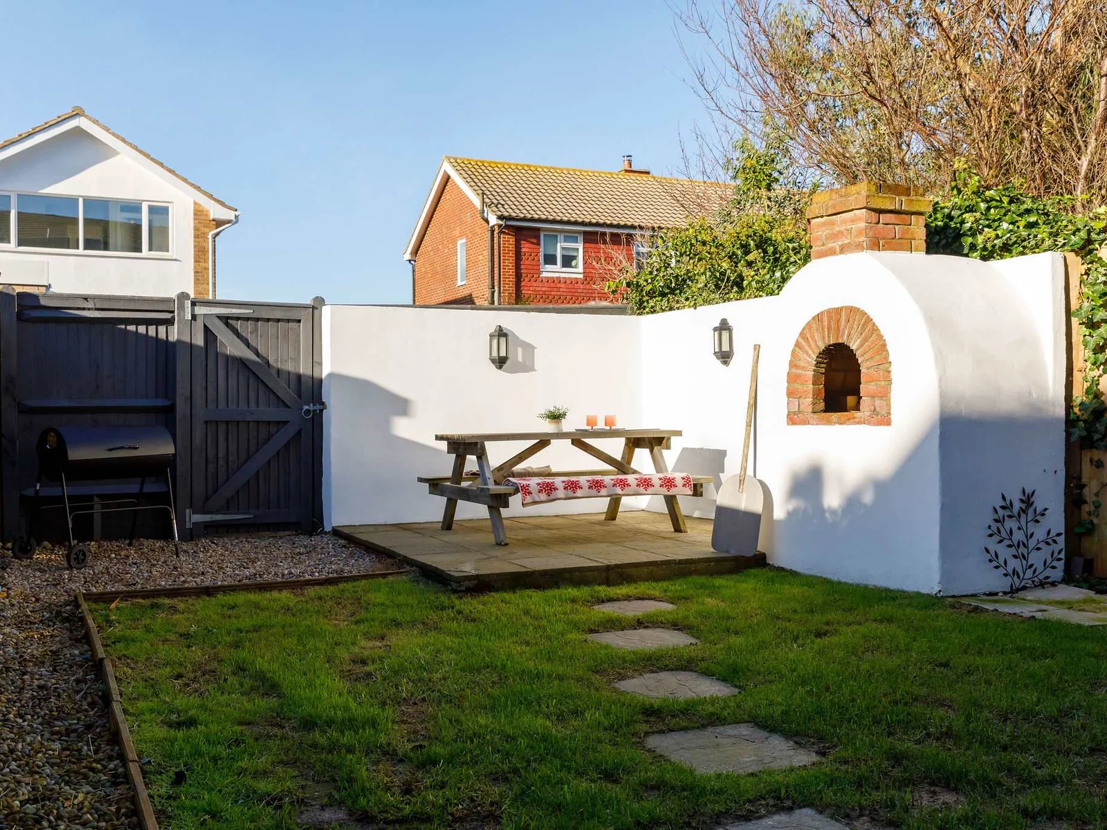 Private garden with a wood-fired pizza oven