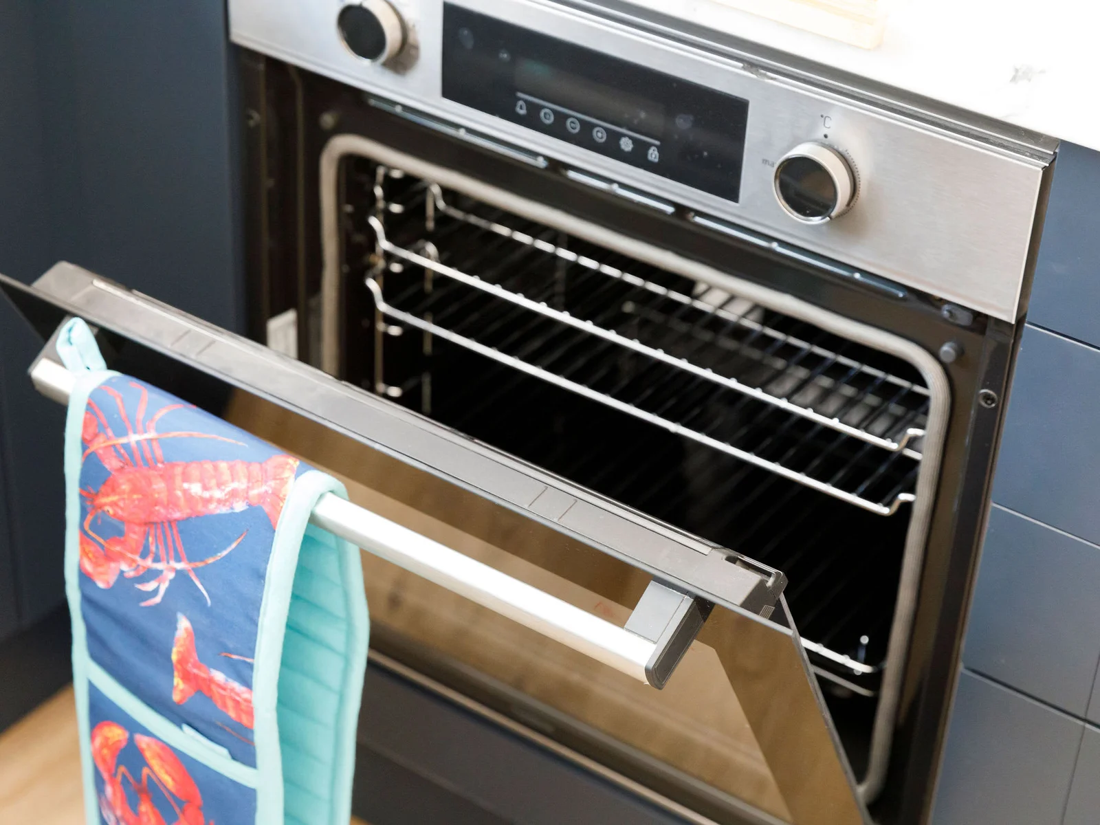 Cook up a storm in our modern kitchen with top-of-the-line appliances