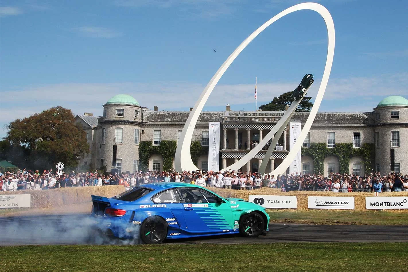 Goodwood events such as the Festival of Speed, are just 15 minutes drive away.