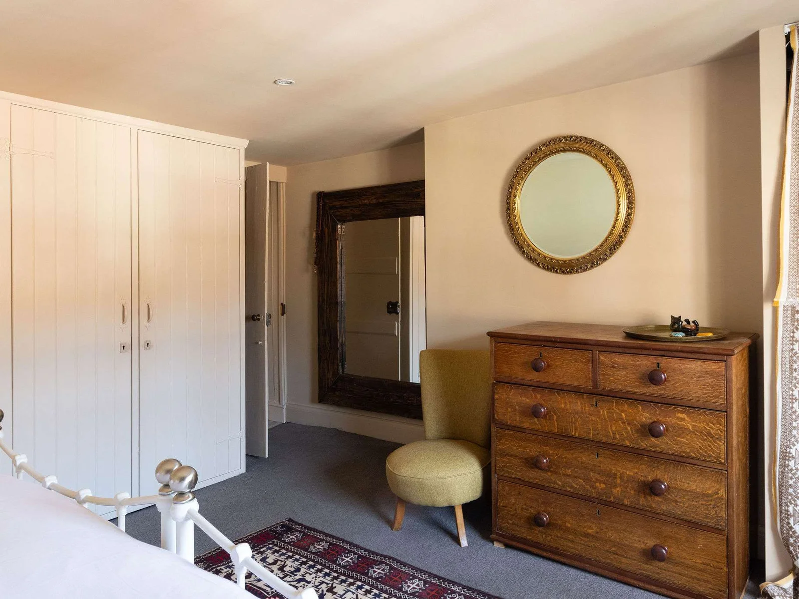 From Master Bedroom through to Jack n Jill rest room