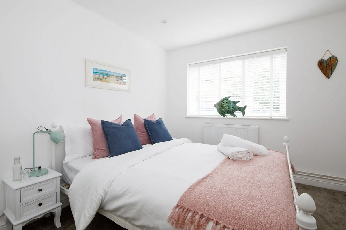 Nautical-themed king bedroom.