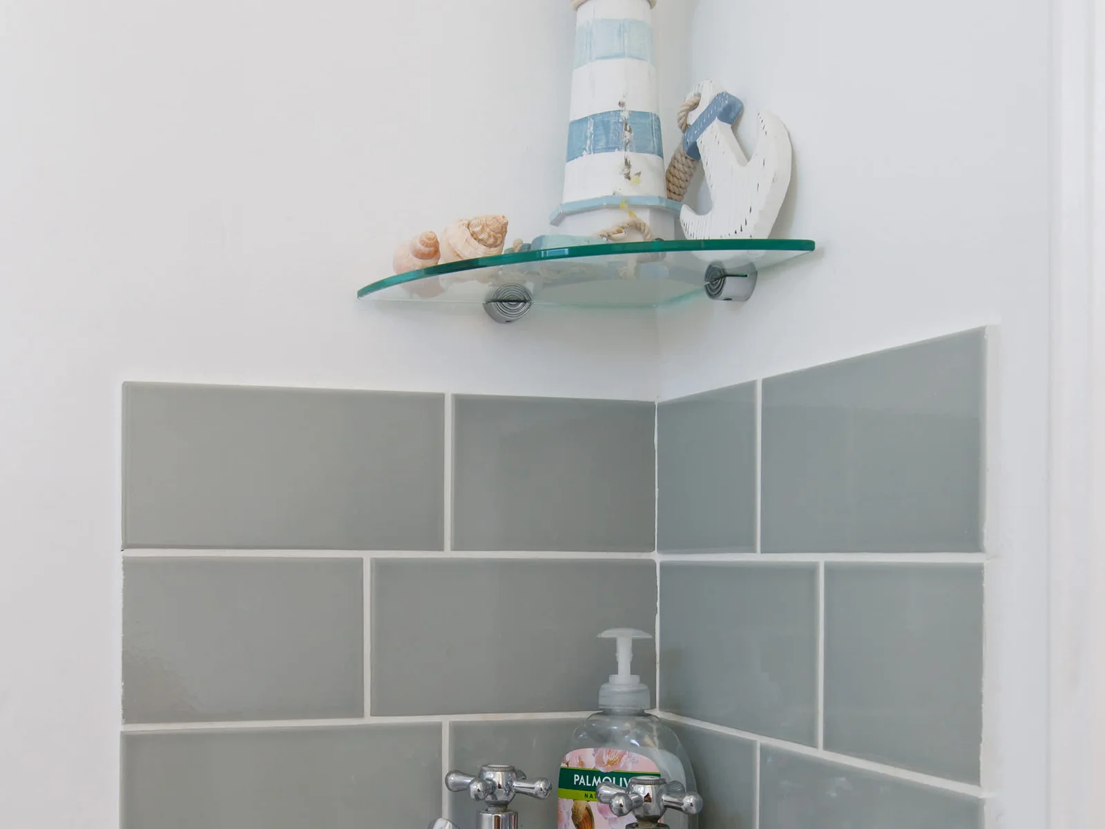 Freshen up in the downstairs cloakroom.
