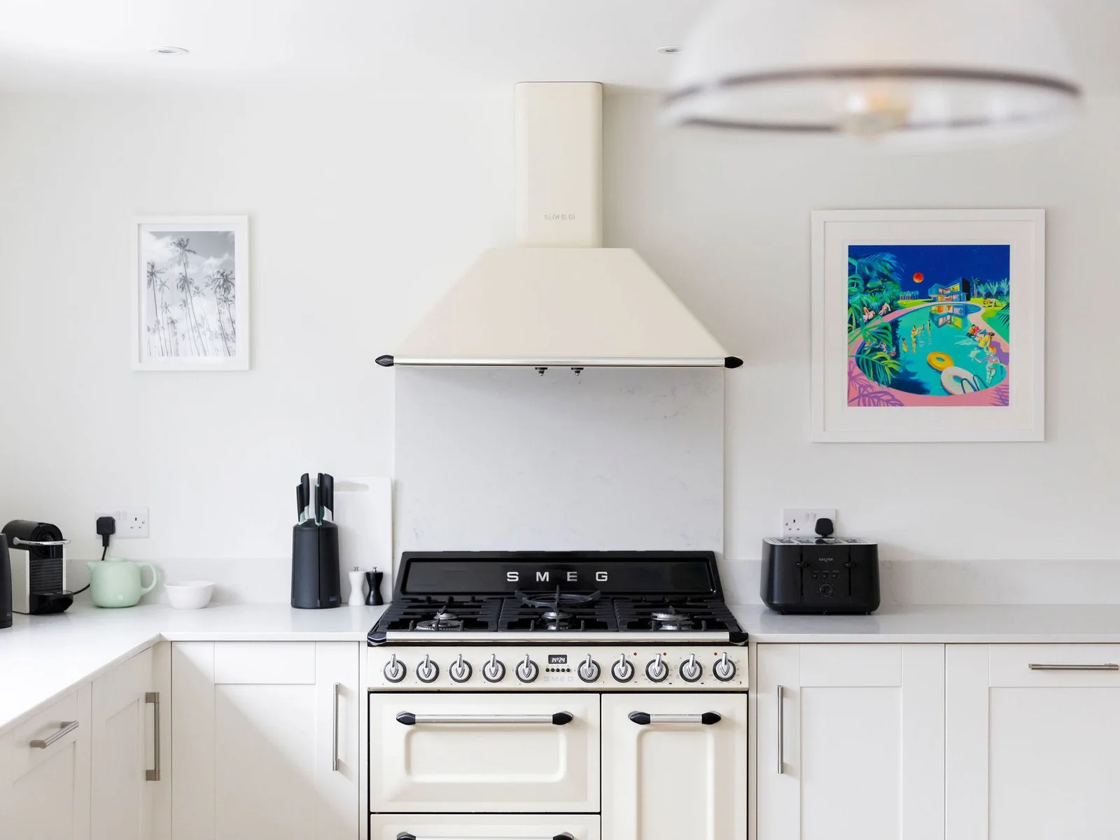 In the spacious kitchen there is a Smeg oven with gas hob, toaster, kettle and Nespresso machine to use during your stay.