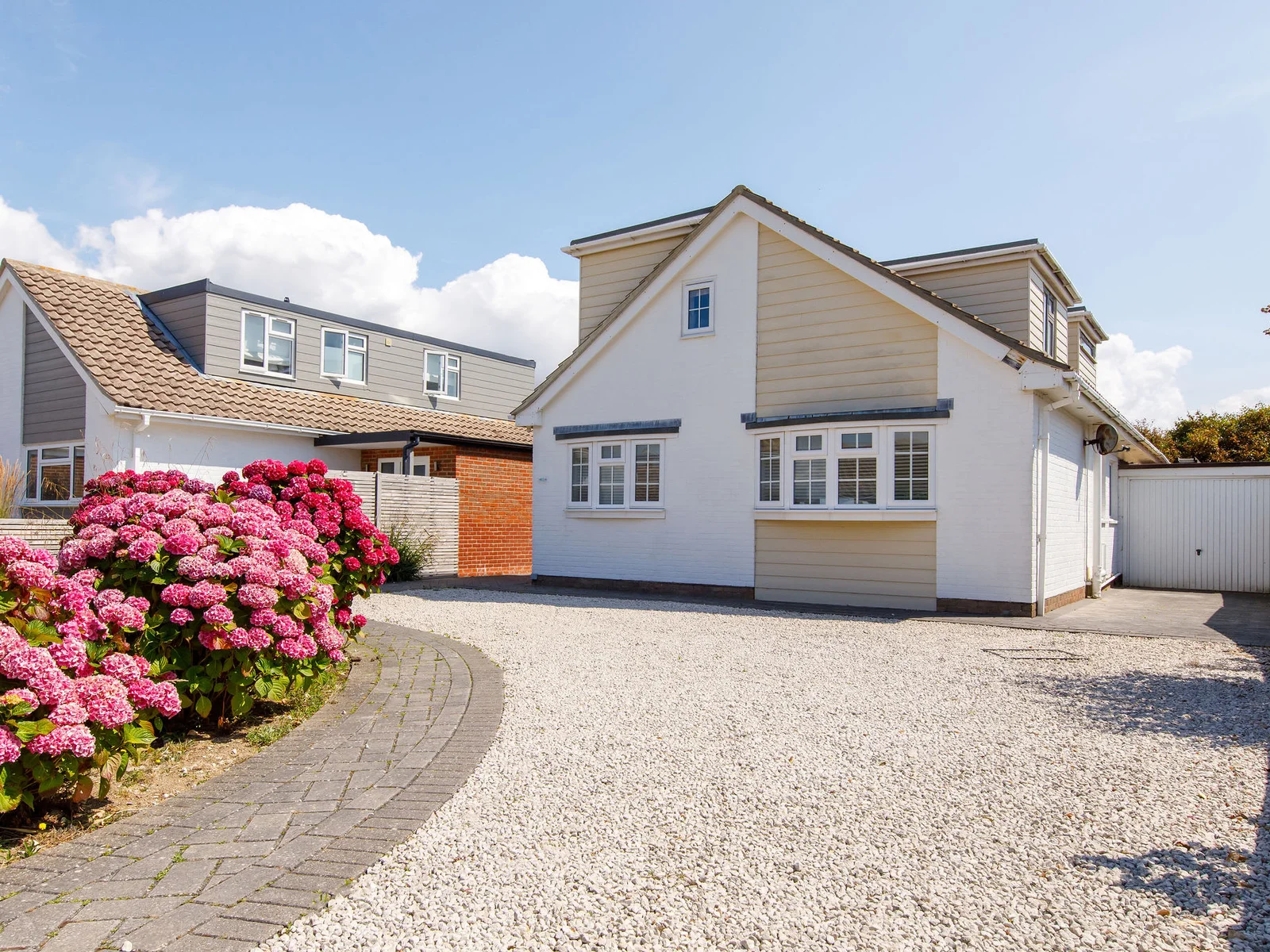Family Seaside Retreat / 5 min to Beach