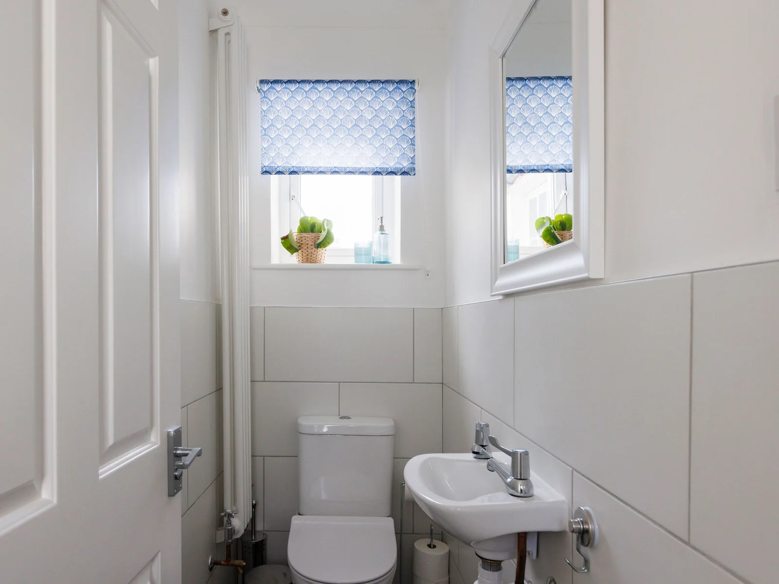 There is a separate WC with sink.