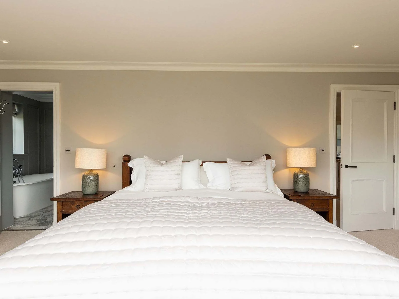 Inviting super king bed + en suite in bedroom 2