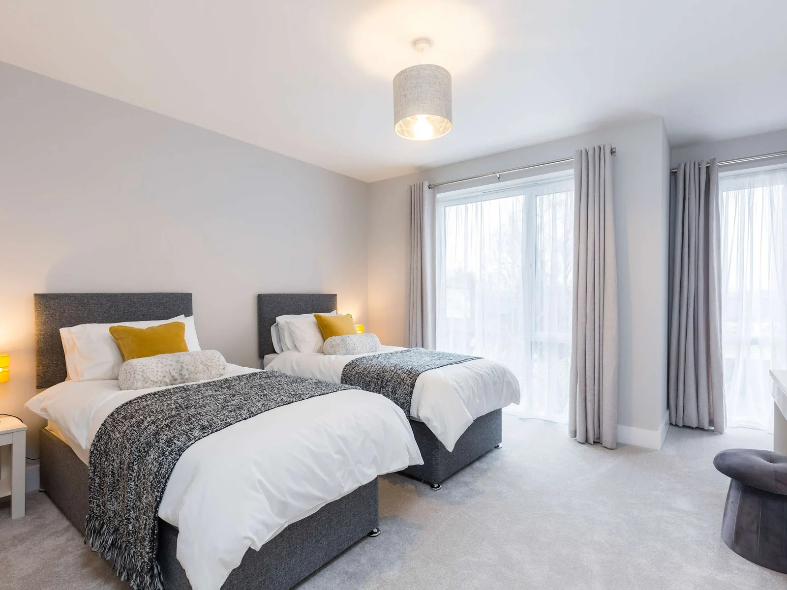 The twin bedroom is as bright and welcoming as the other 3 bedrooms.