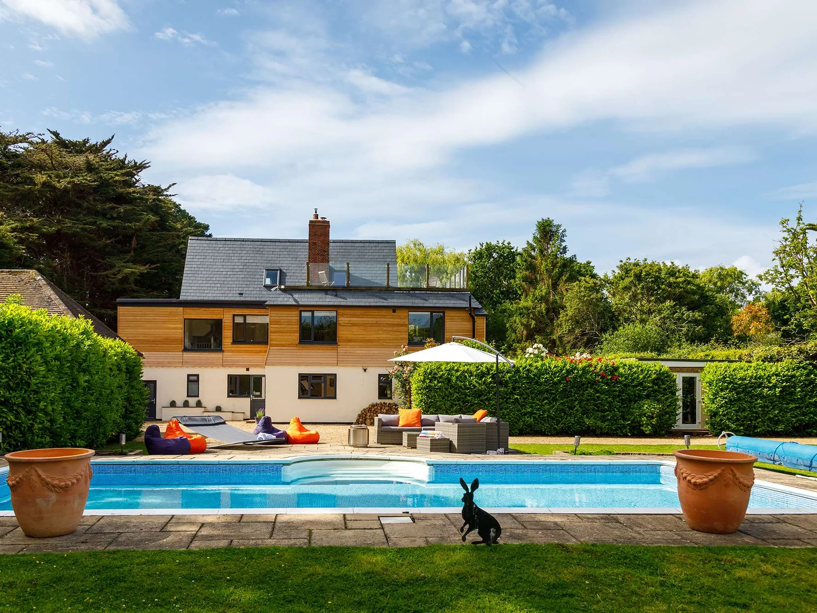 Stunning 5BR Home with Pool – 5 min to Beach