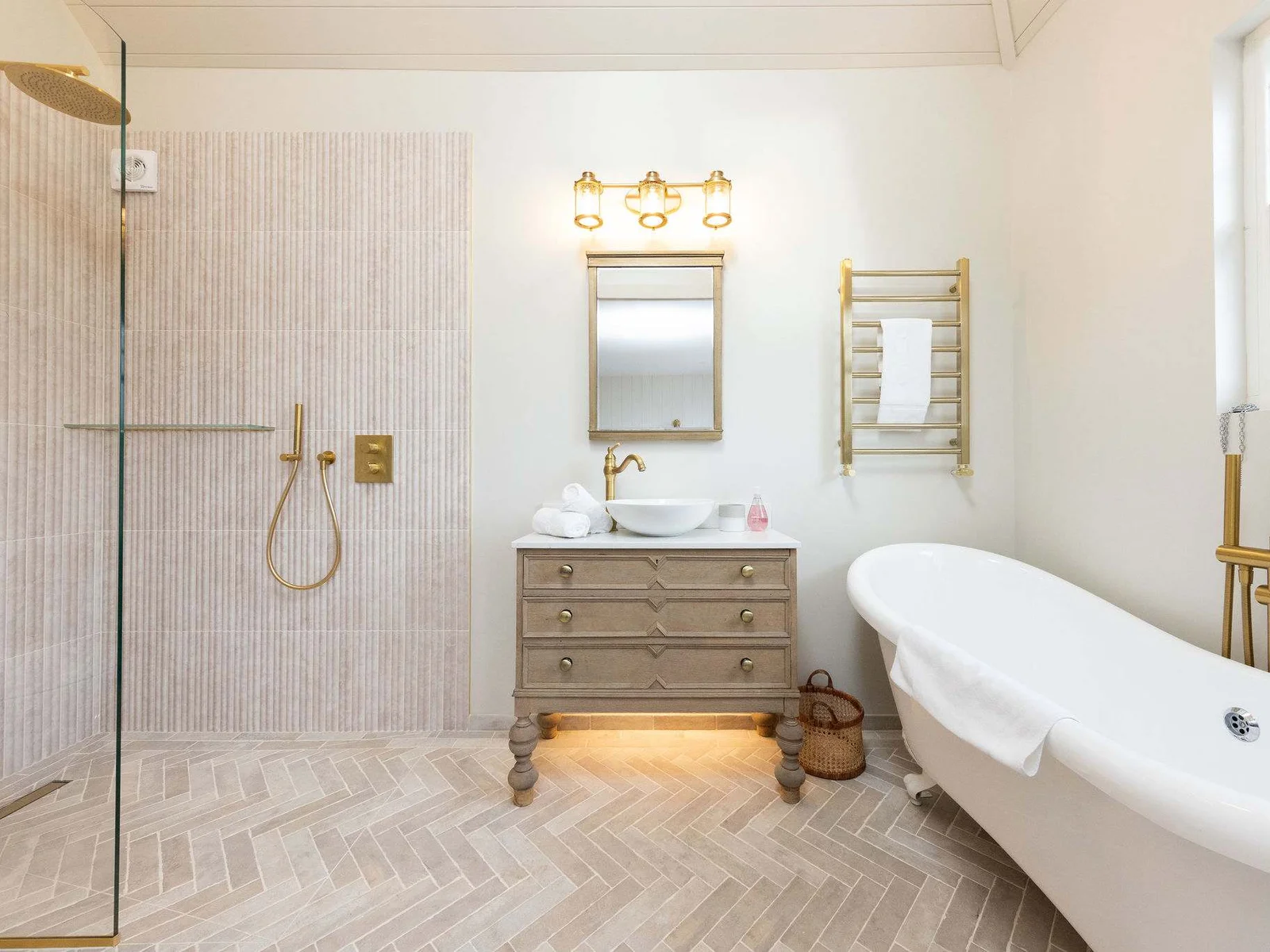 Unwind in this luxurious, spa-inspired bathroom, ensuite to the master bedroom.