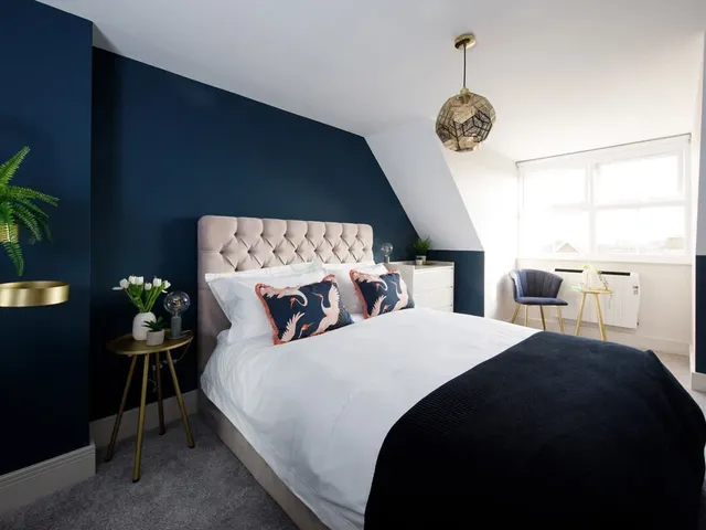 Stylish 2 Bed Apartment Nr Beach and Village