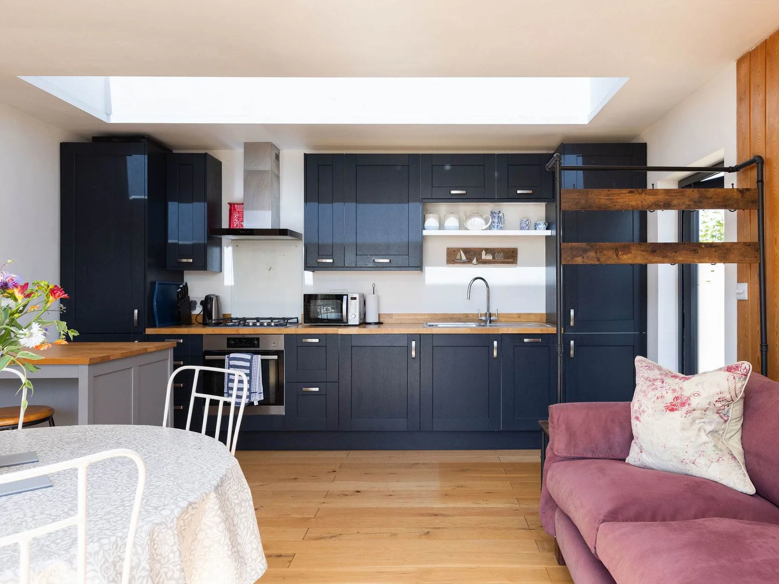 Fully-equipped kitchen