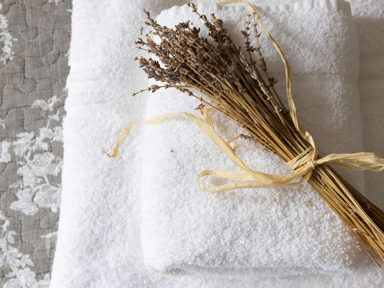Fresh towels and linen are provided for every guest!