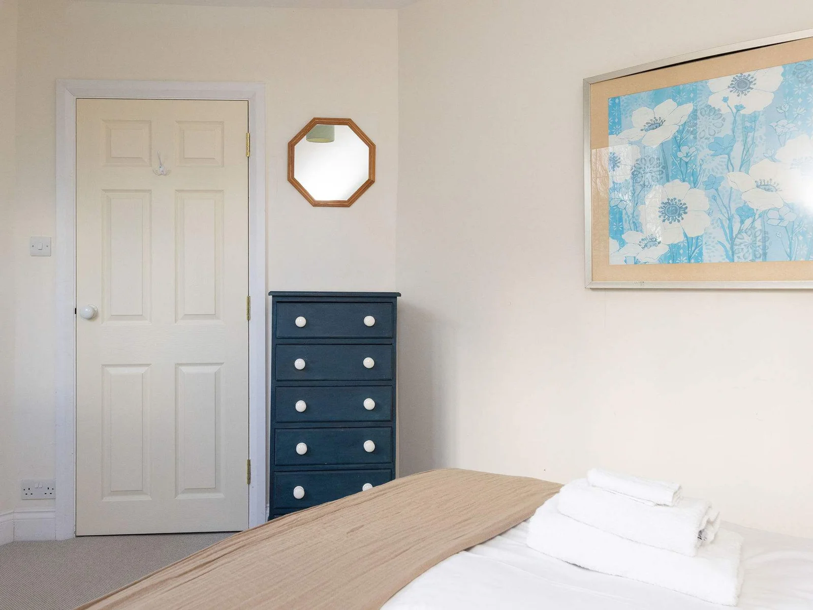Good sized second bedroom with king bed