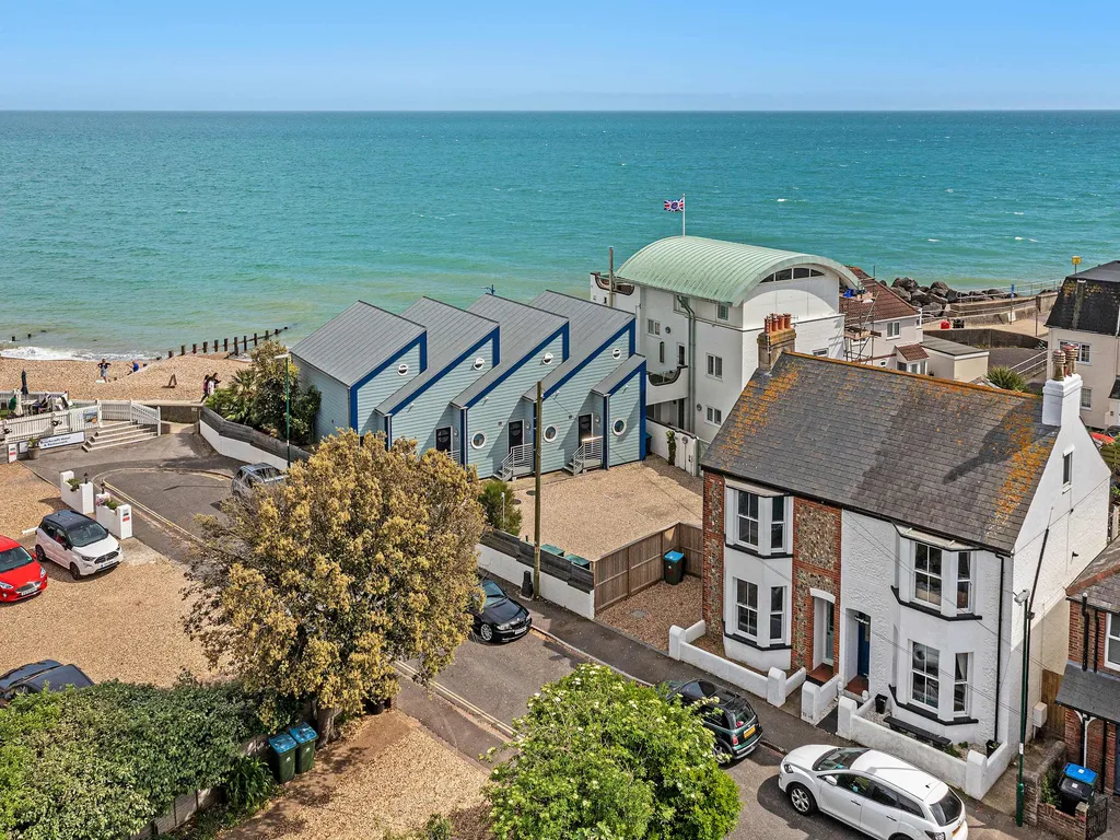 Seaside Villa with Garden, 40m to Beach