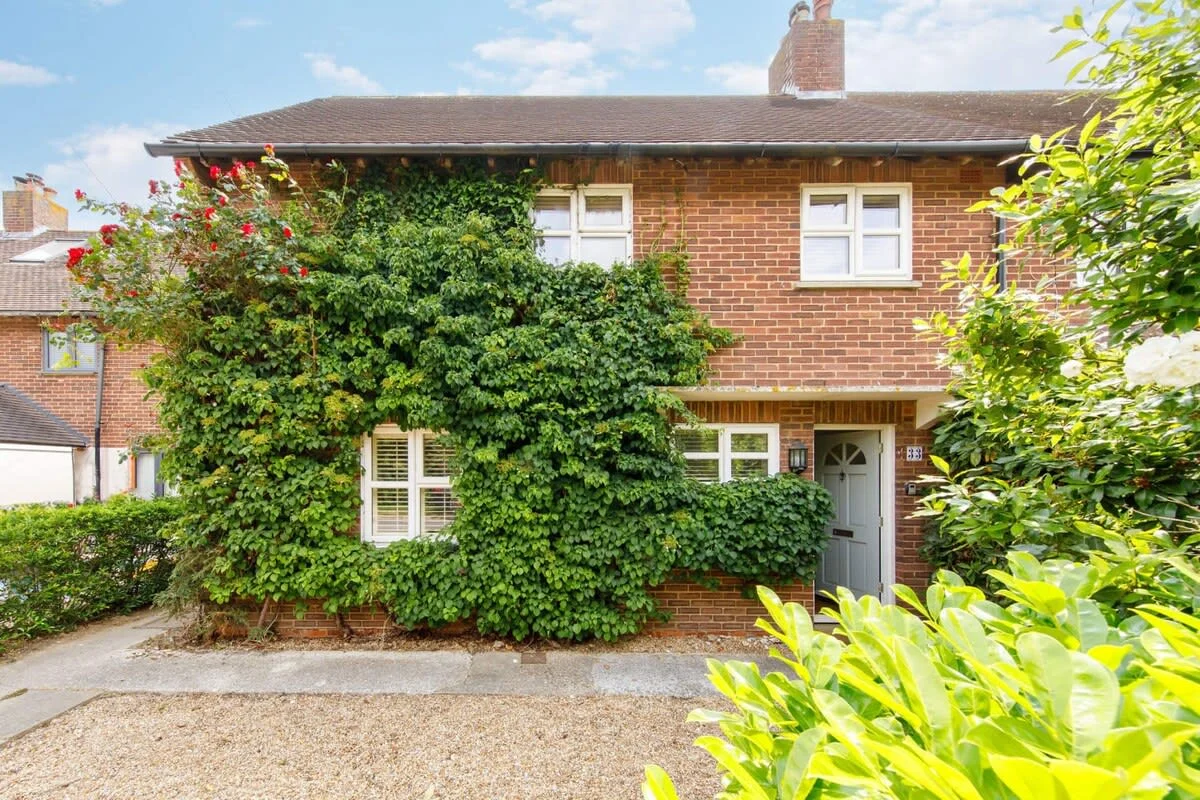 Welcome to Malthouse Cottages, West Wittering, a modern, light and spacious home just 15 minutes walk from the beach.