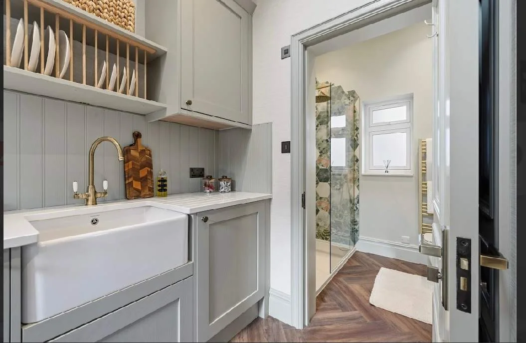 Stylish private retreat near Goodwood.