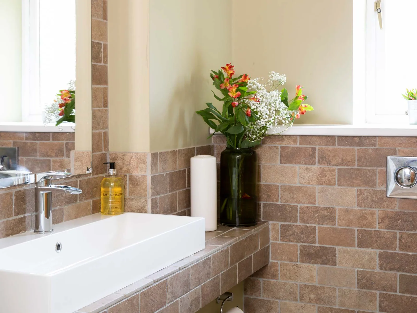 Ground Floor toilet