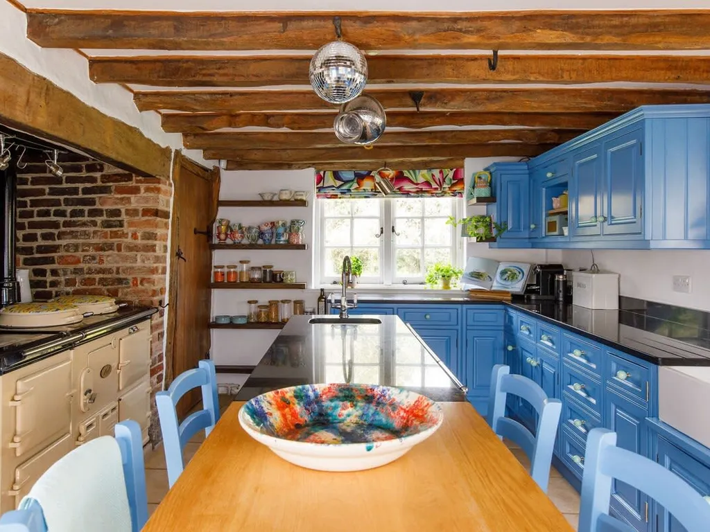 Amazing 5 BR Country Home ~ Pool, Gym, Yoga Studio