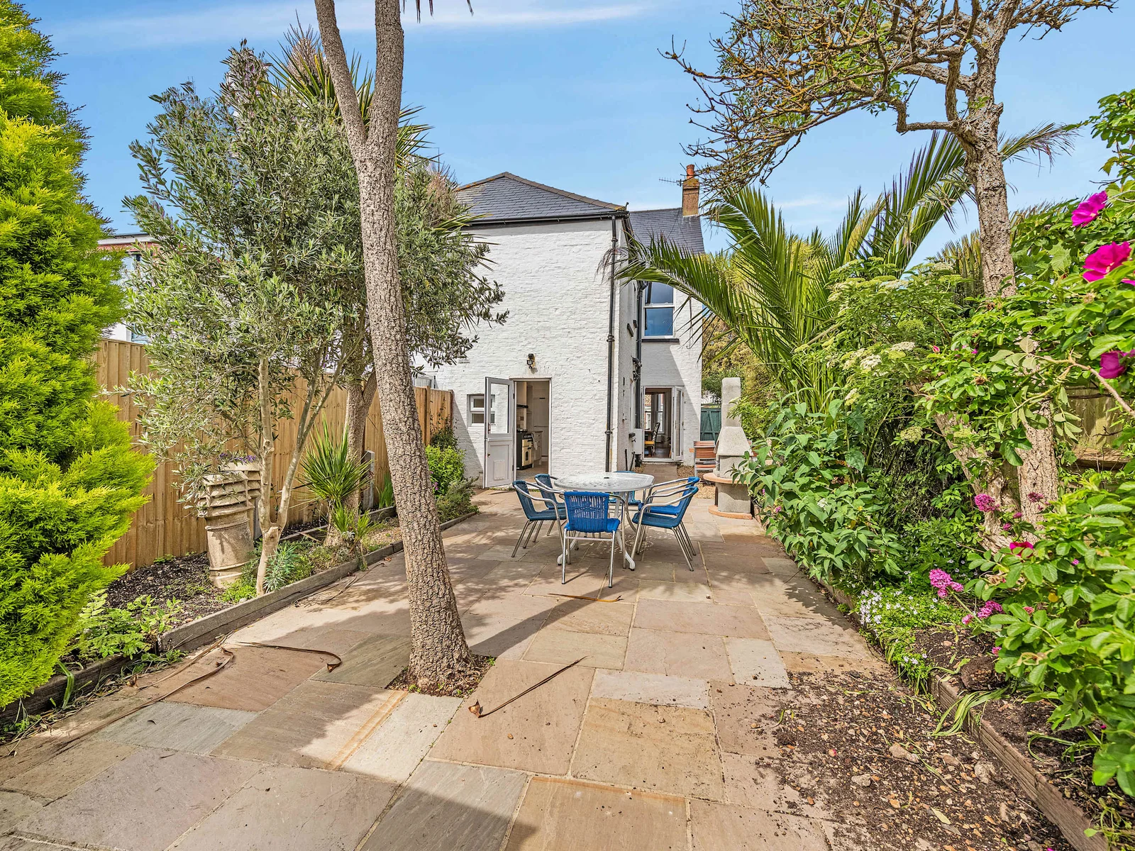 The Villa’s ultra-private garden nicely separates you from the outside world