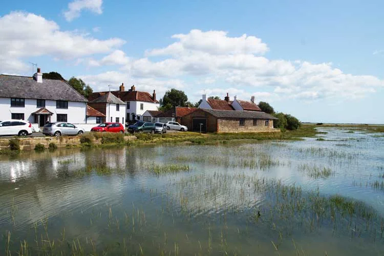Lockgate Dairy is found in Sidlesham, a pretty quay village located south of Chichester on the way to Selsey and The Witterings.
