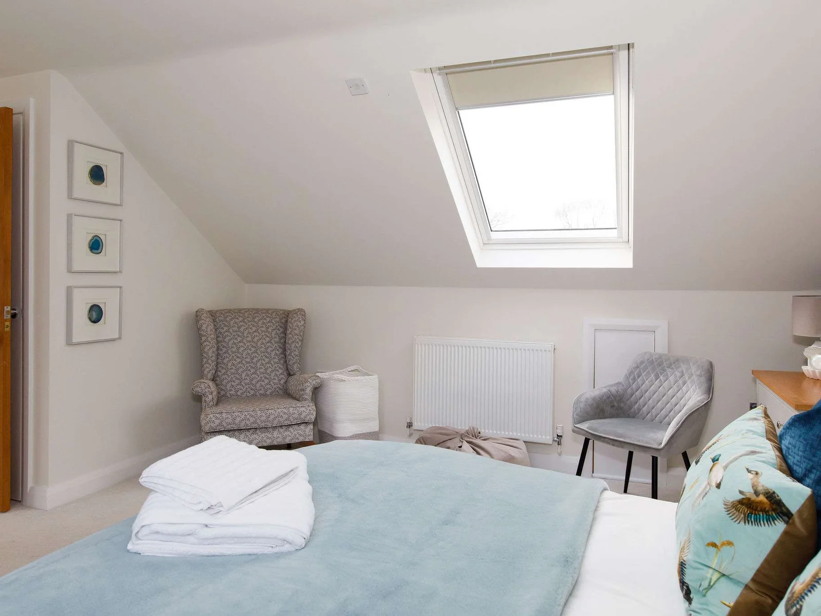 Discover a true home from home, with pretty cushions and luxury soft furnishing.