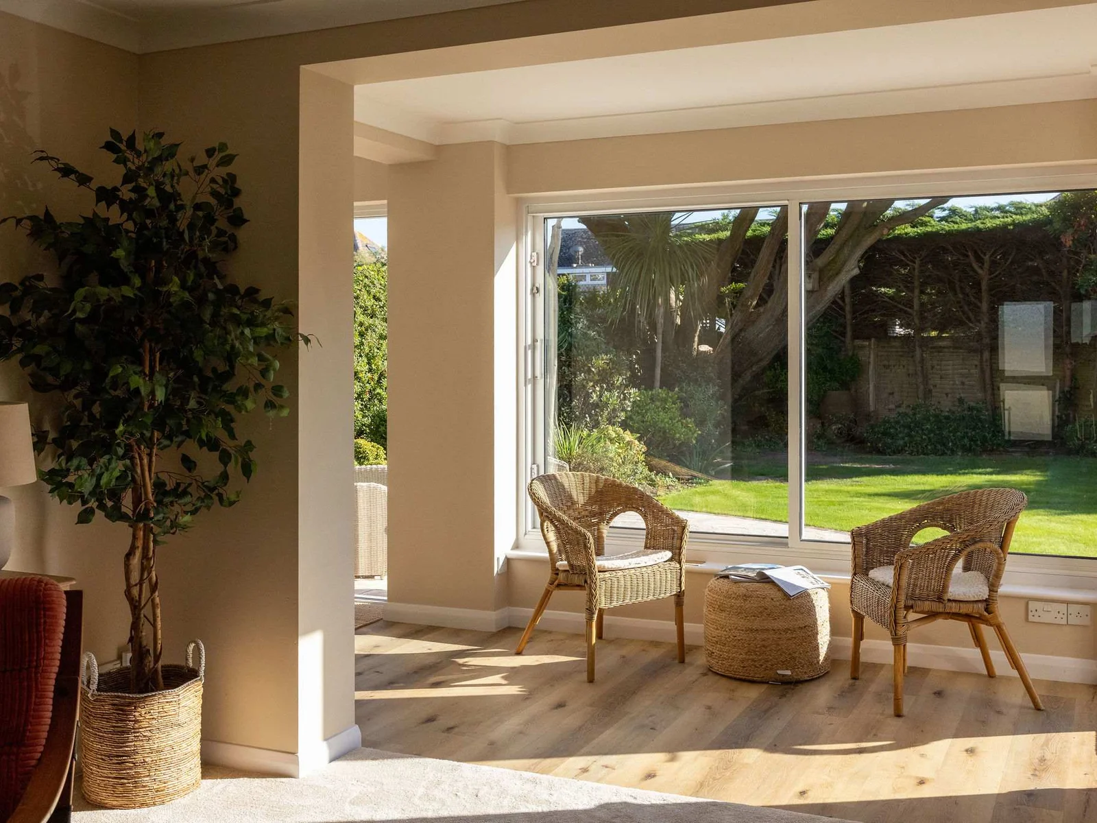 Bask in the warm sunlight in the connecting room from the lounge to the kitchen/diner.