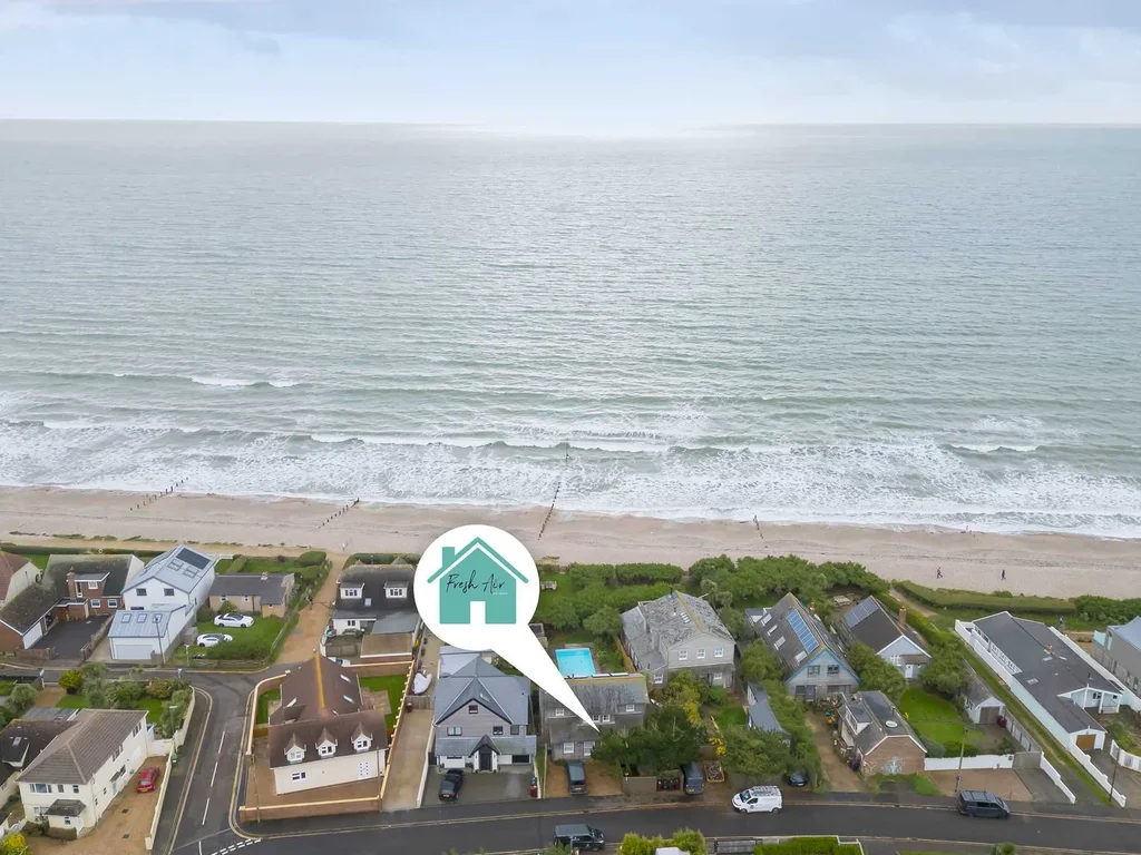 Beachfront House w Pool & Steam