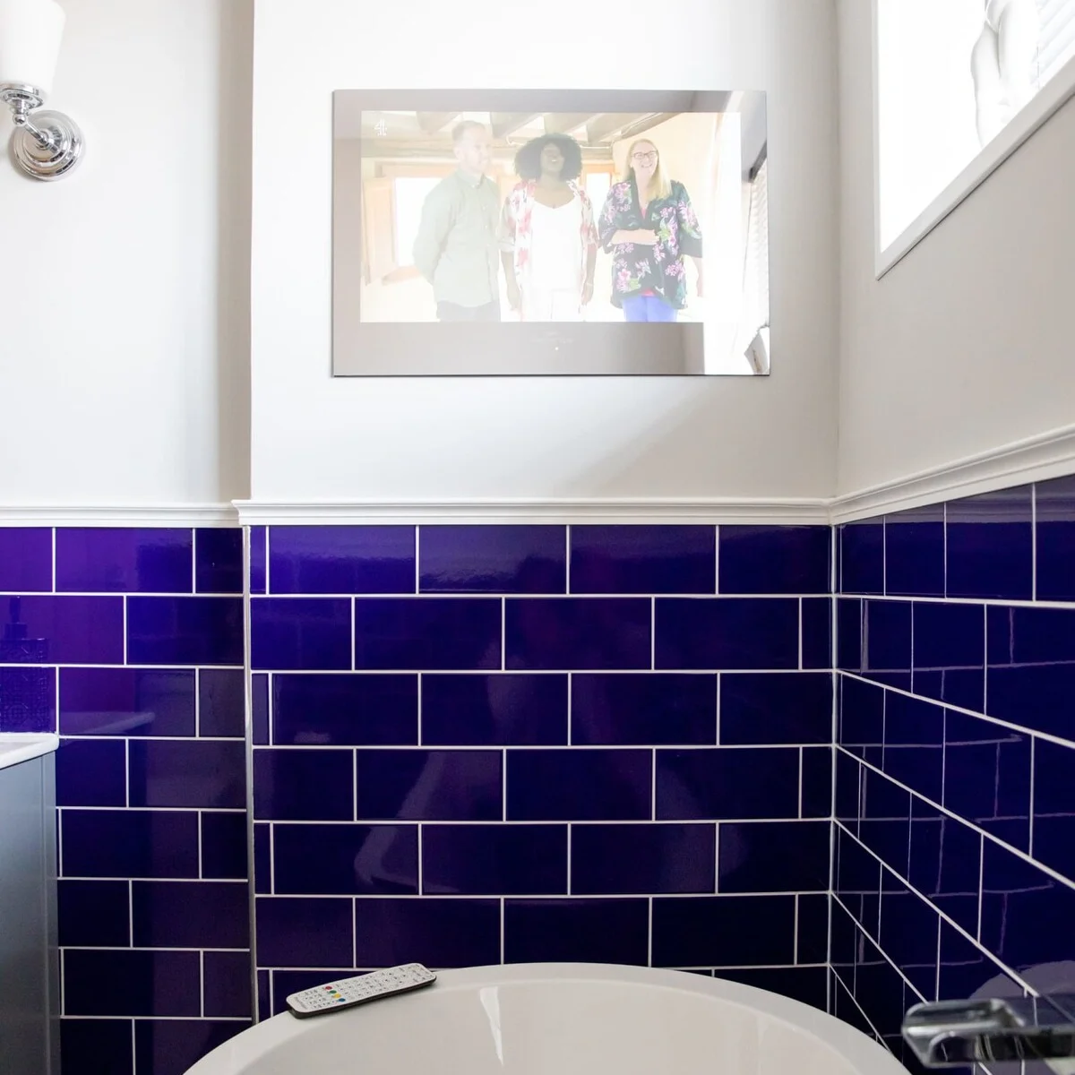 Never miss a second of your favourite show!