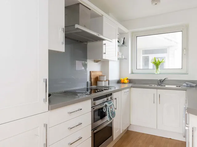 Ground Floor Apartment Nr Beach & Village