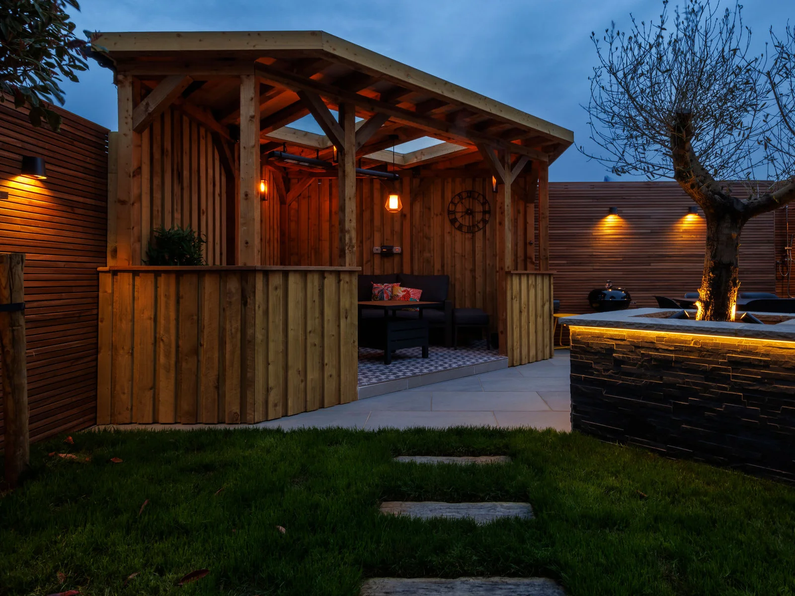 You're sure to make amazing memories at this beautiful coastal bolt hole.