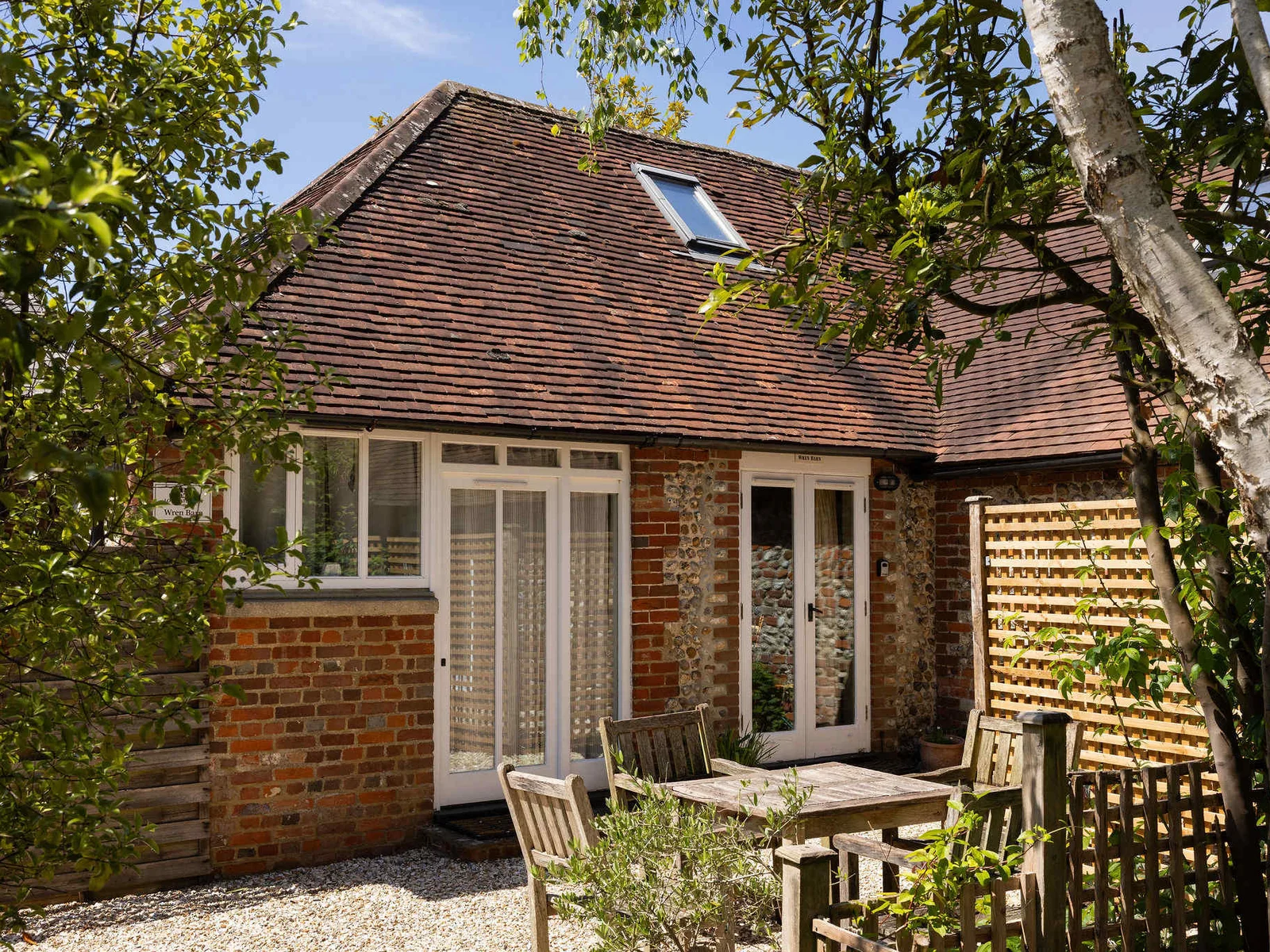 There is a pretty courtyard area with seating to enjoy a morning coffee or evening drink.