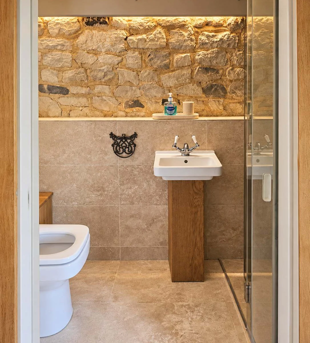 En Suite Shower Room to Bedroom 2