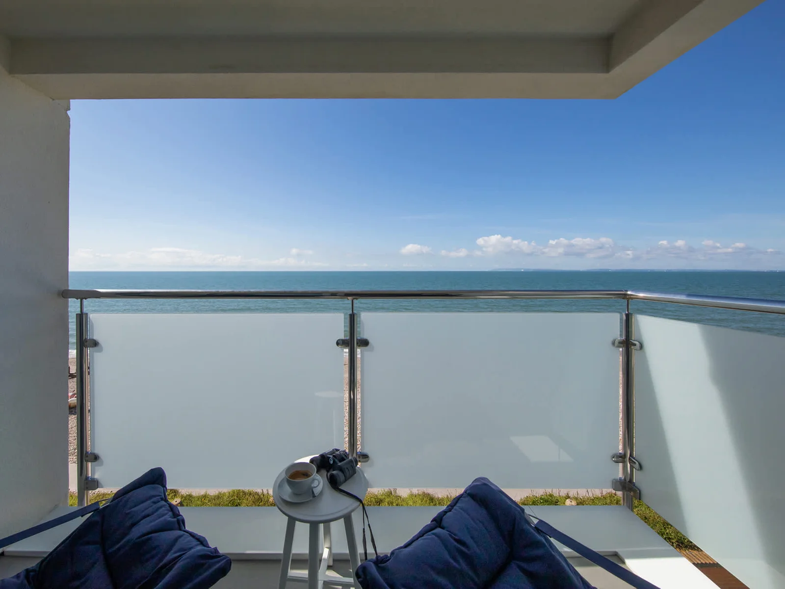 Unrestricted views!