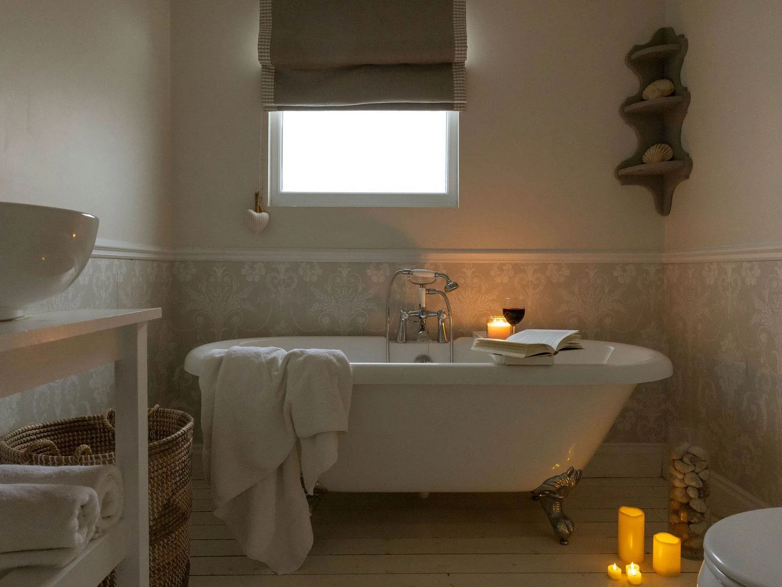 A beautiful roll top bath in the master bedroom's ensuite.