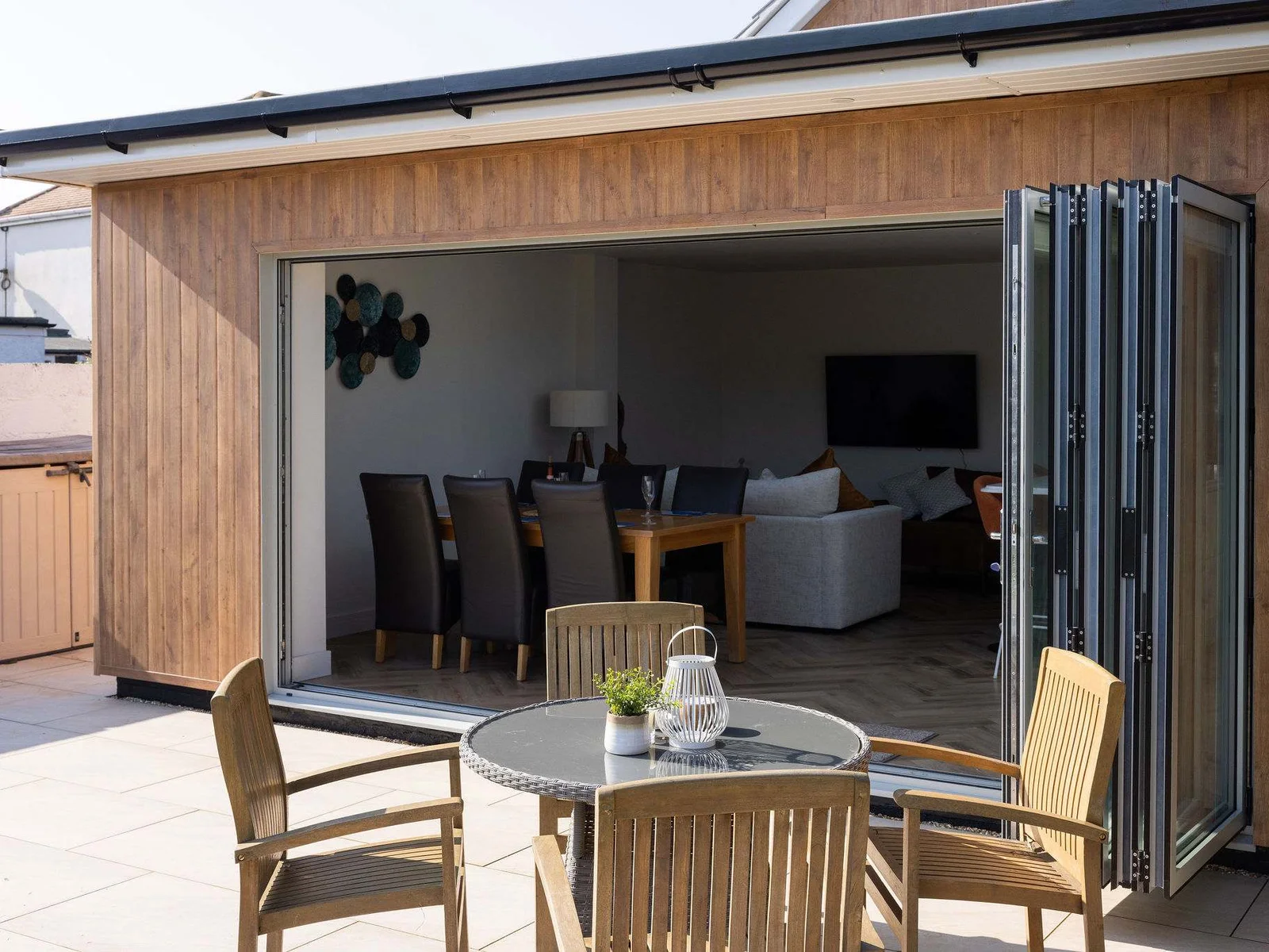 Contemporary seaside home with private outdoor space, ideal for enjoying fresh air and laid-back coastal living.