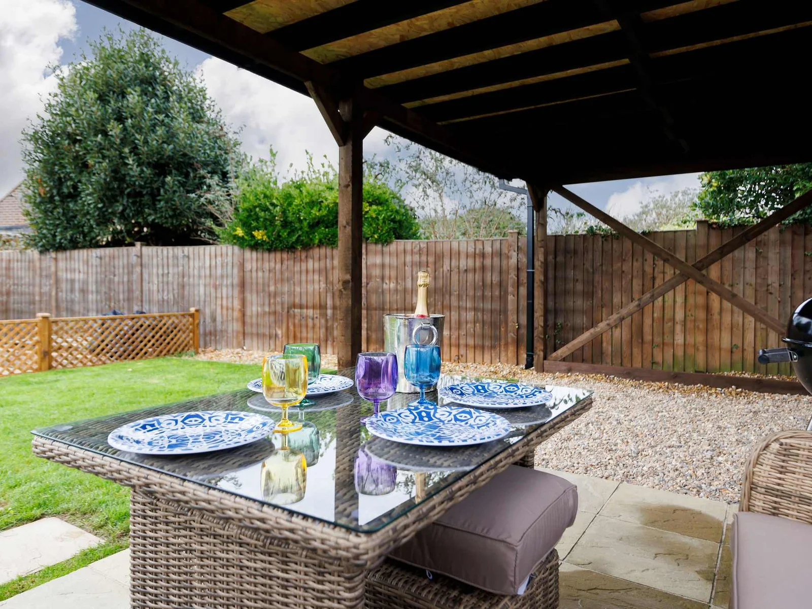 The outdoor space is fully enclosed - perfect for children to play safely or those with dogs.