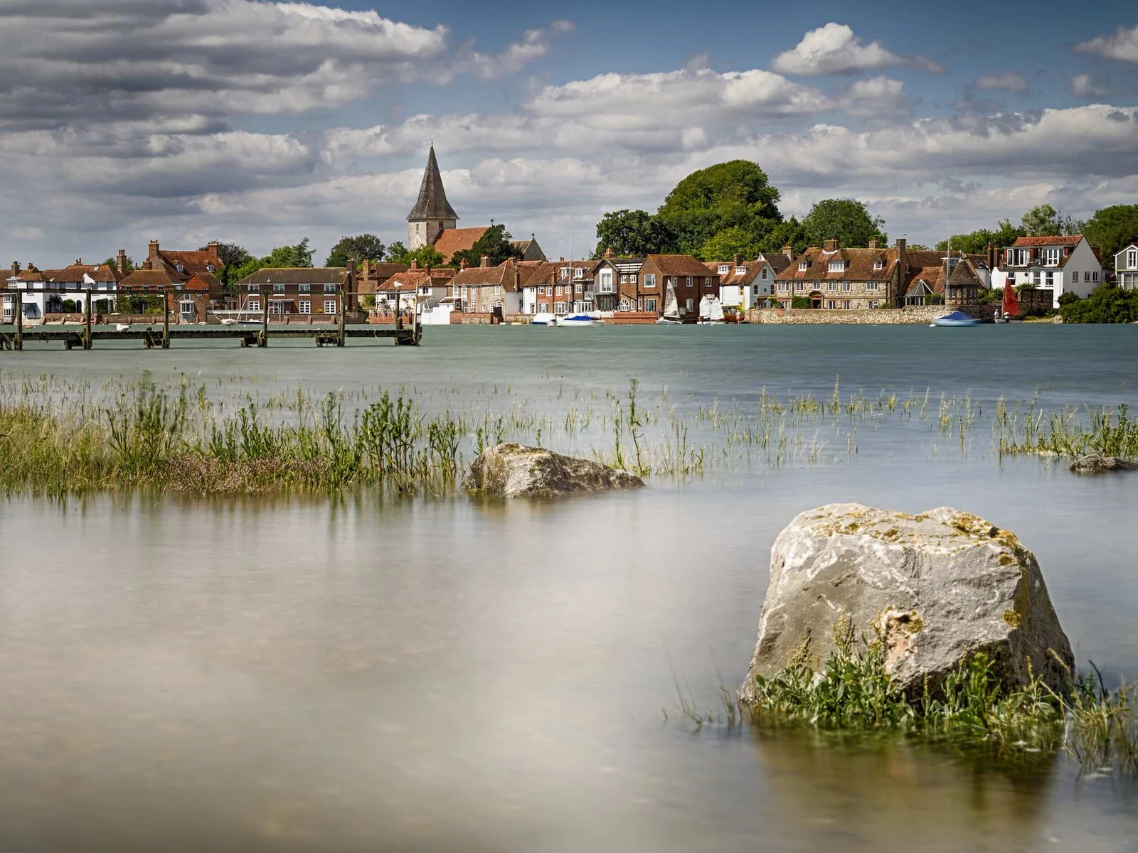 The coastal village of bosham is just a 5 minute drive away