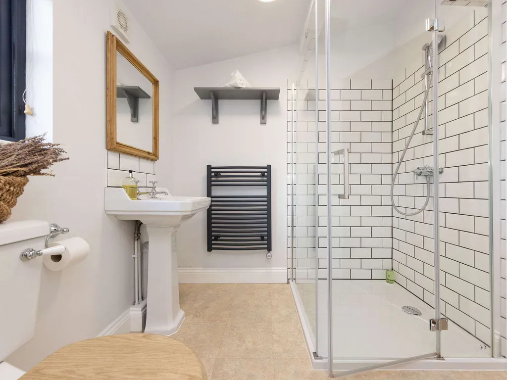 Sidlesham Hideaway, Logburner & Garden