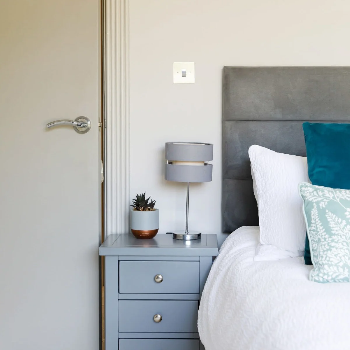 All the rooms are beautifully decorated with fresh interiors.