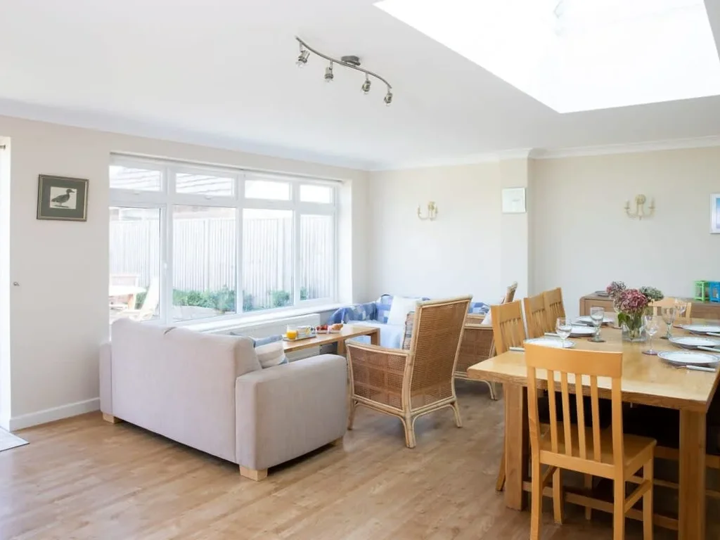 Detached Coastal Home 150m from Beach | Sleeps 8