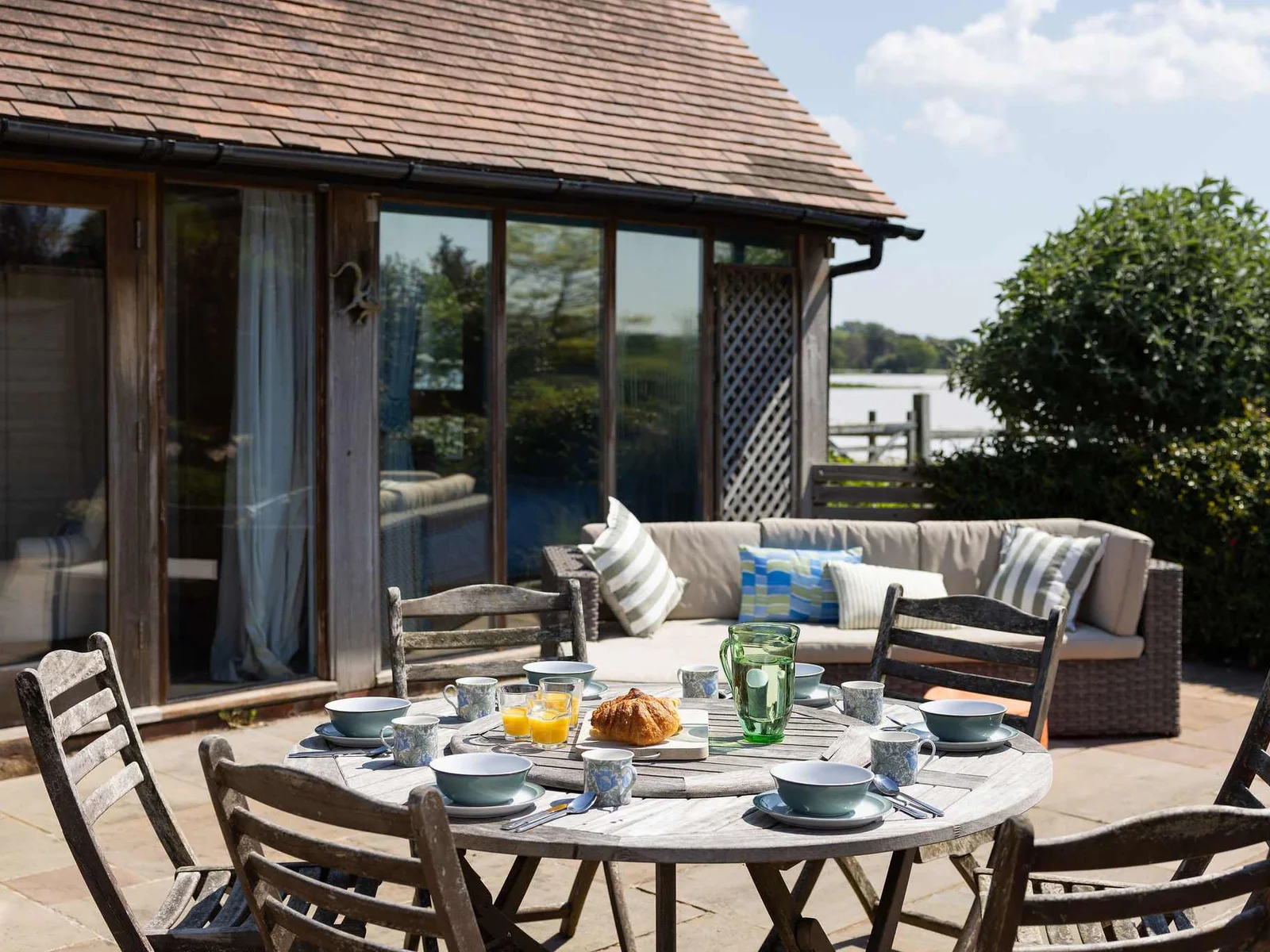 Comfortable outdoor seating for your quiet coffee time.